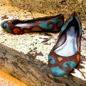 Reed Evins colorblock scroll design flats 7